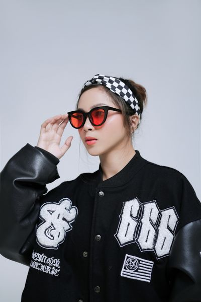 girl with glasses